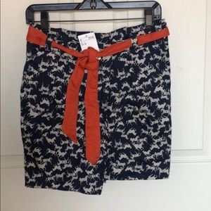 Asymmetrical skirt with pattern